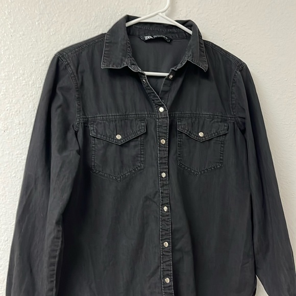 ZARA Women's Distressed Western Shirt Long Sleeves Metal Snaps Black Size Medium - Picture 3 of 7